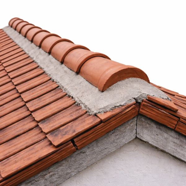 Alignement précis des tuiles faîtières